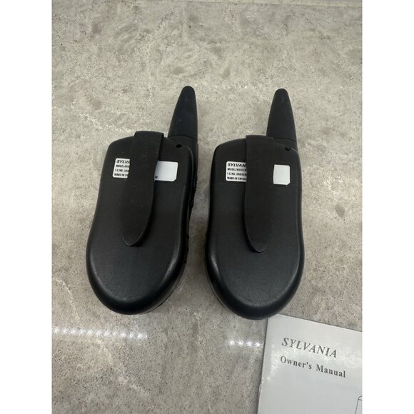 Silvania Two-way radios FRS104 with manual. Pre-owned. - Picture 2 of 6